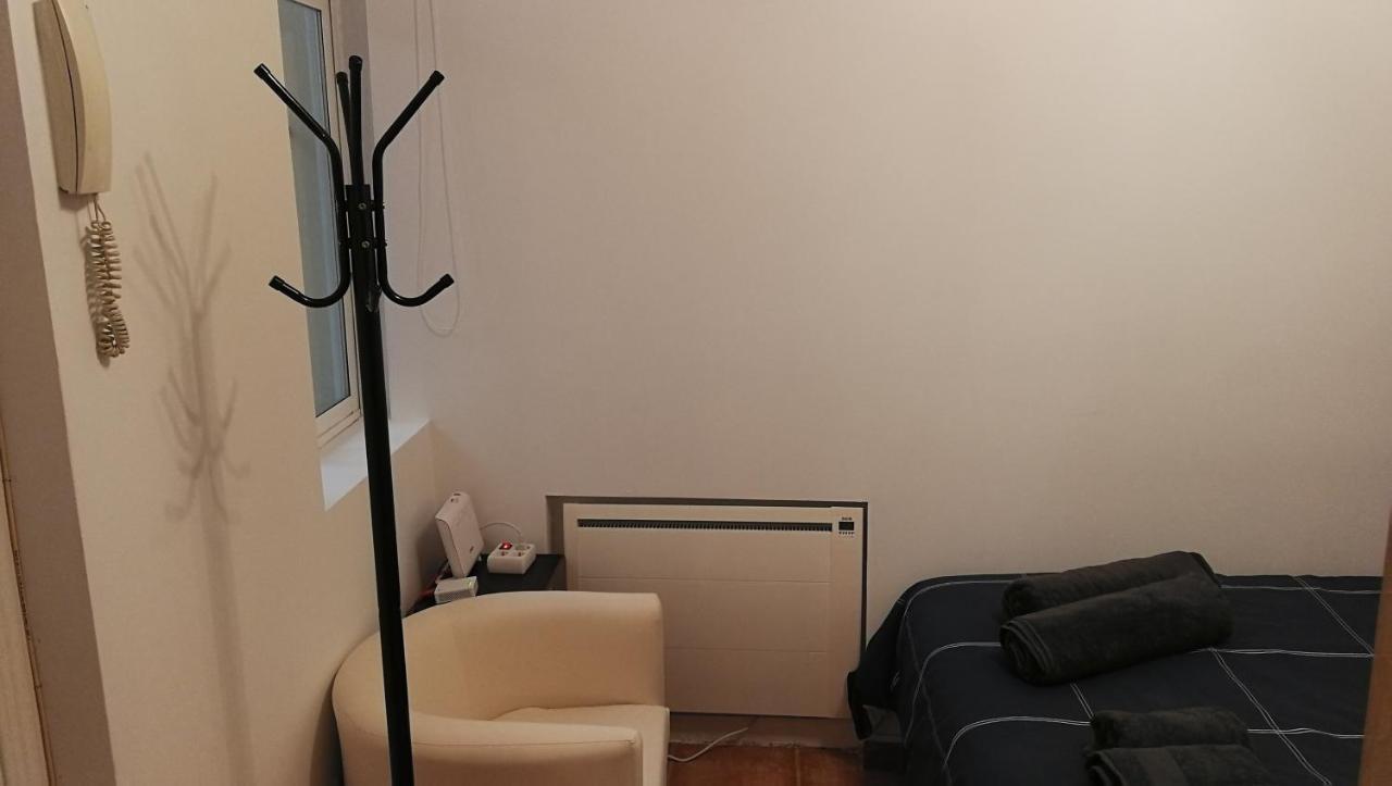 The Clock Apartamento Madri Exterior foto